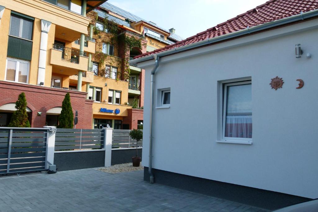 Budova, kde se apartmán nachází