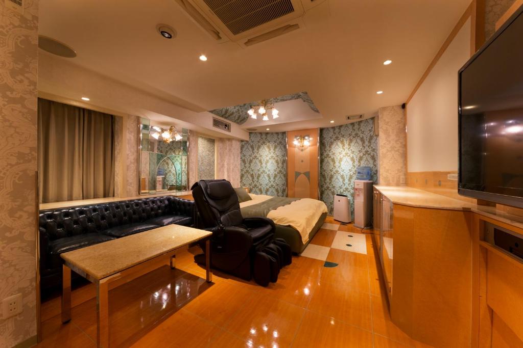 TV a/nebo společenská místnost v ubytování Hotel Luna Ikeda (Adult Only)