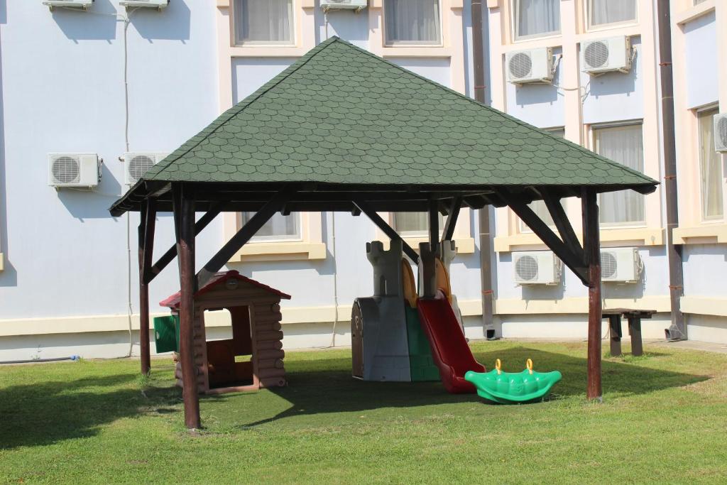 Area permainan anak di Hotel Prezident