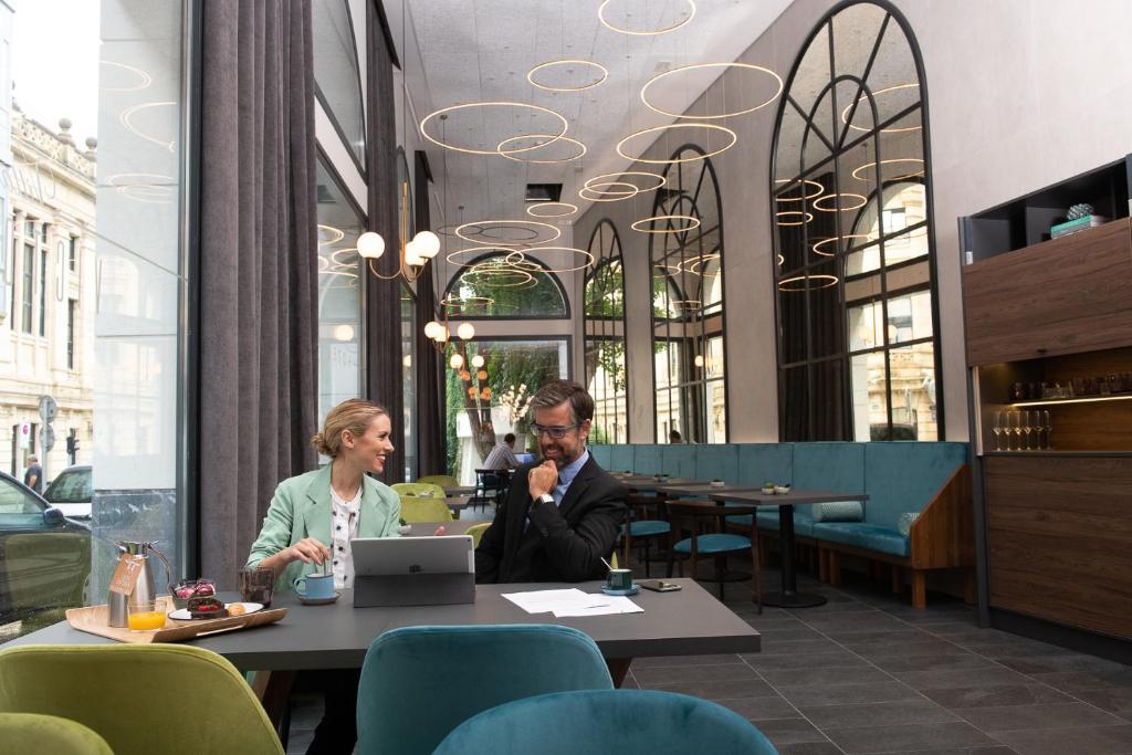 Intelier Victoria - Resim 17