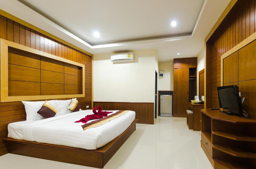 TV a/nebo společenská místnost v ubytování Sleep In Lanta Resort