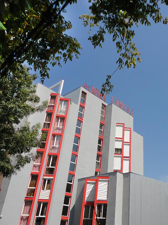 The building in which a szállodákat is located