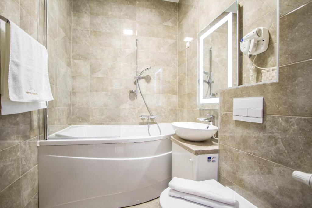 Kúpeľňa v ubytovaní Royal Airport Hotel