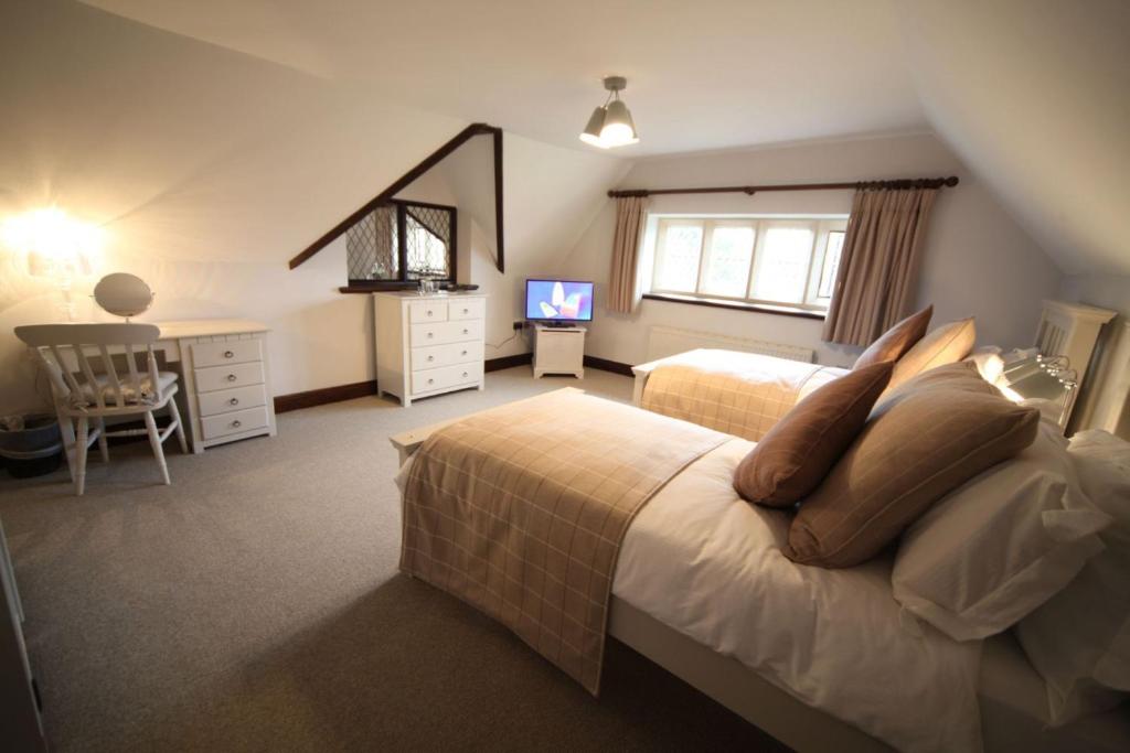 Weston Hall - 