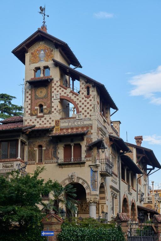 Budova, kde se hotel nachází