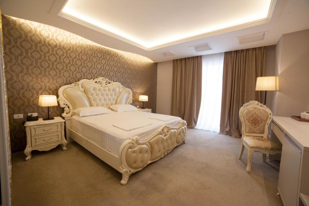 Grand Blue Fafa Resort & SPA - Deluxe Double Room With Side Sea View