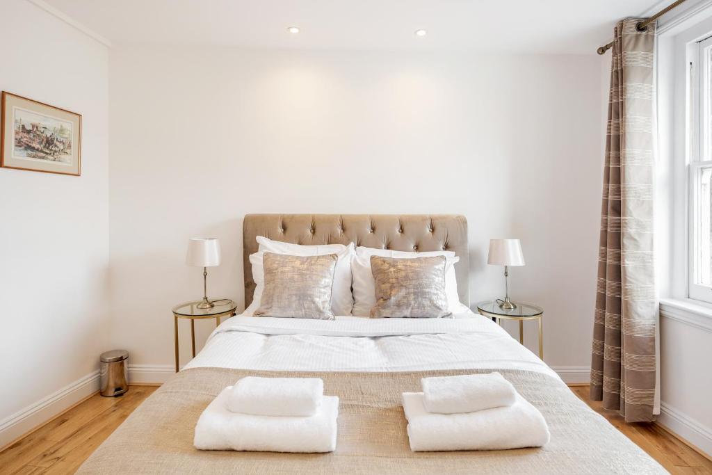 Great Mayfair Apartment,Sleeps 6