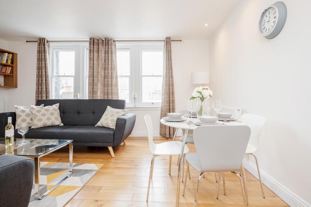 Great Mayfair Apartment,Sleeps 6