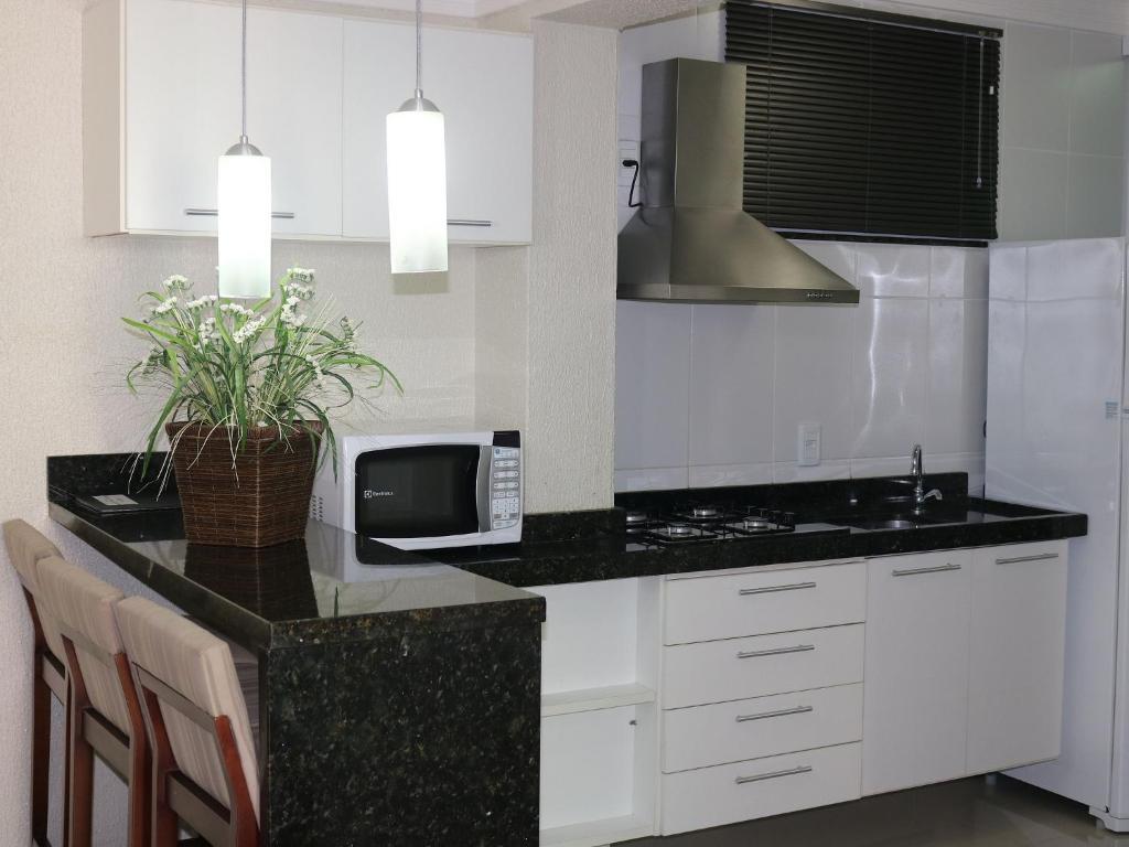  Apartamento 1 dormitório no Hotel Summer Beach Bombinhas