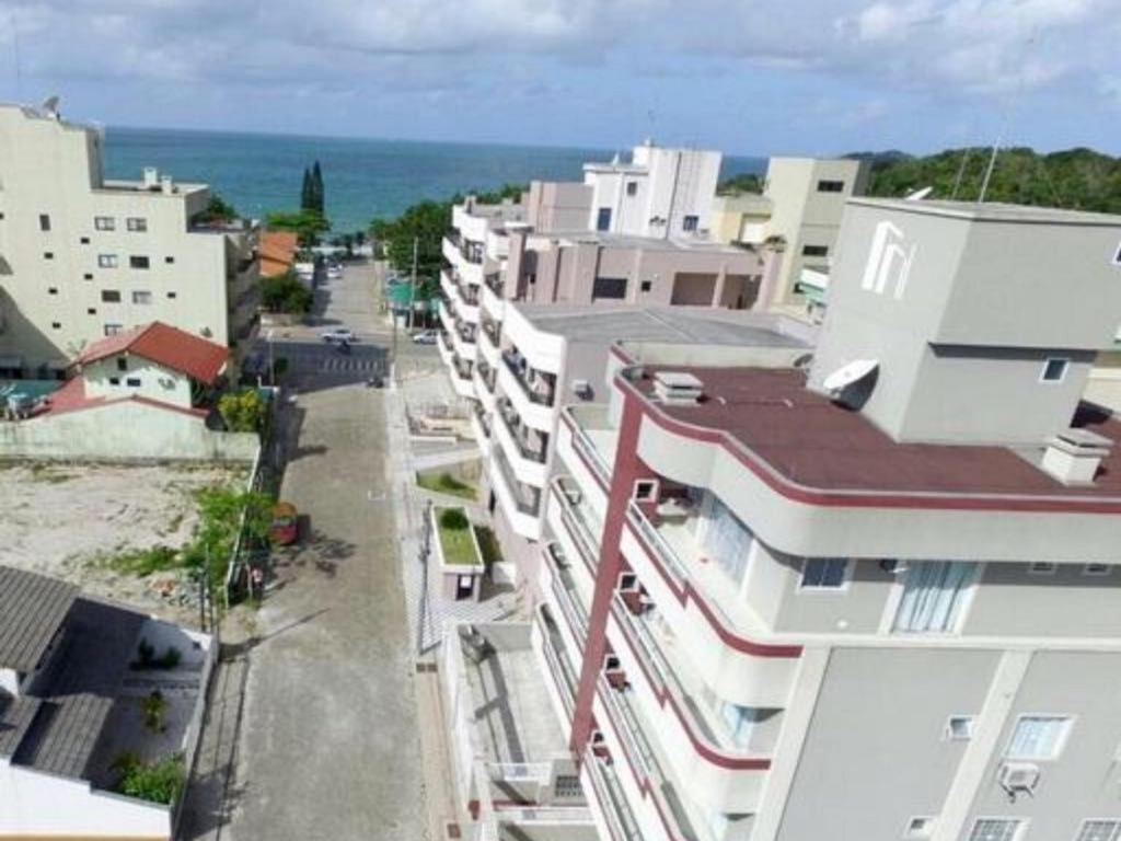  Apartamento para 10 pessoas em Bombas