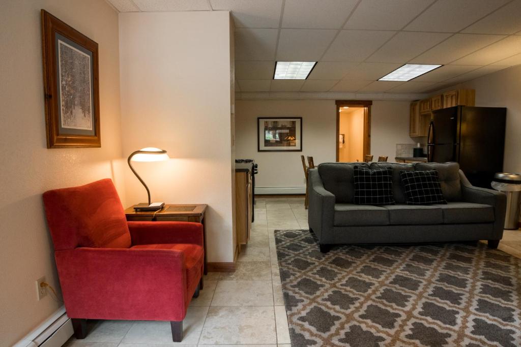 Silver Moon Inn photo