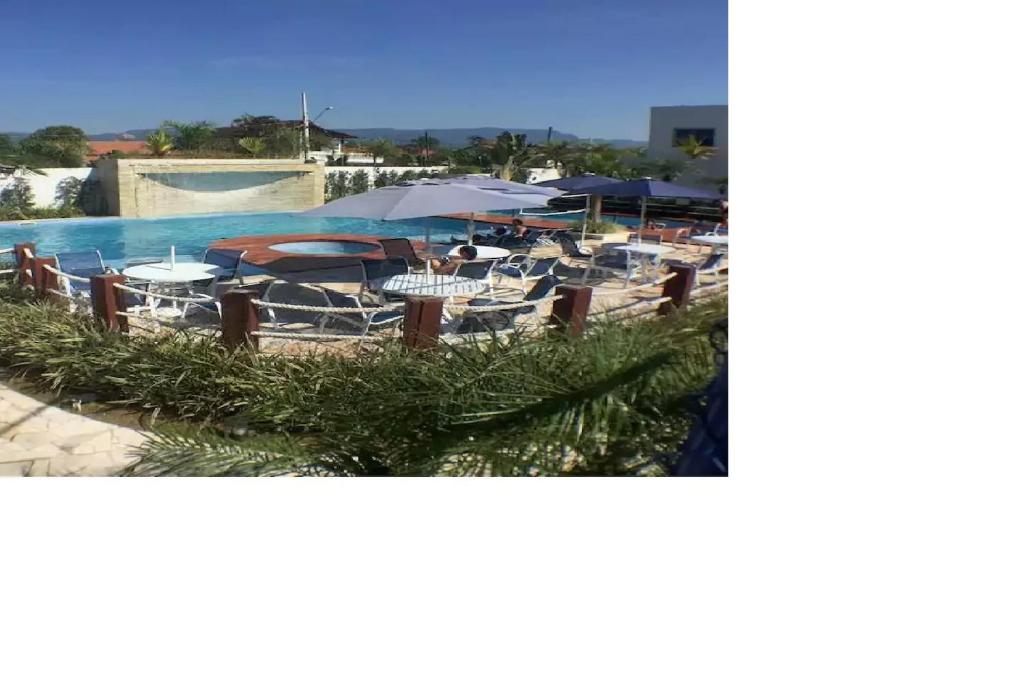  Apto pé-na-areia em Bertioga