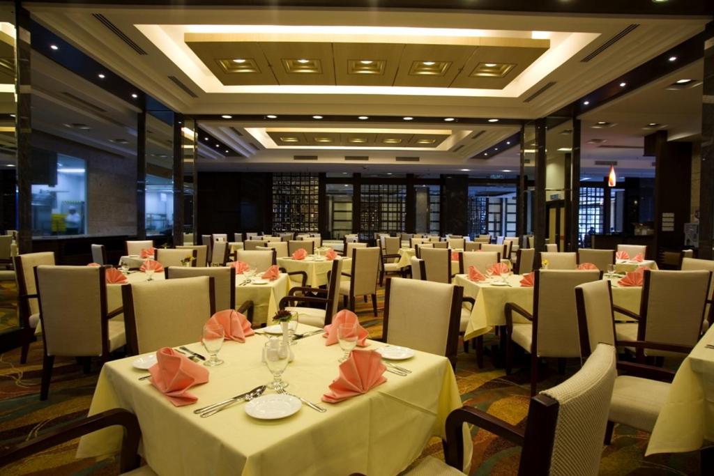 Restaurace v ubytování Imperial Palace Hotel