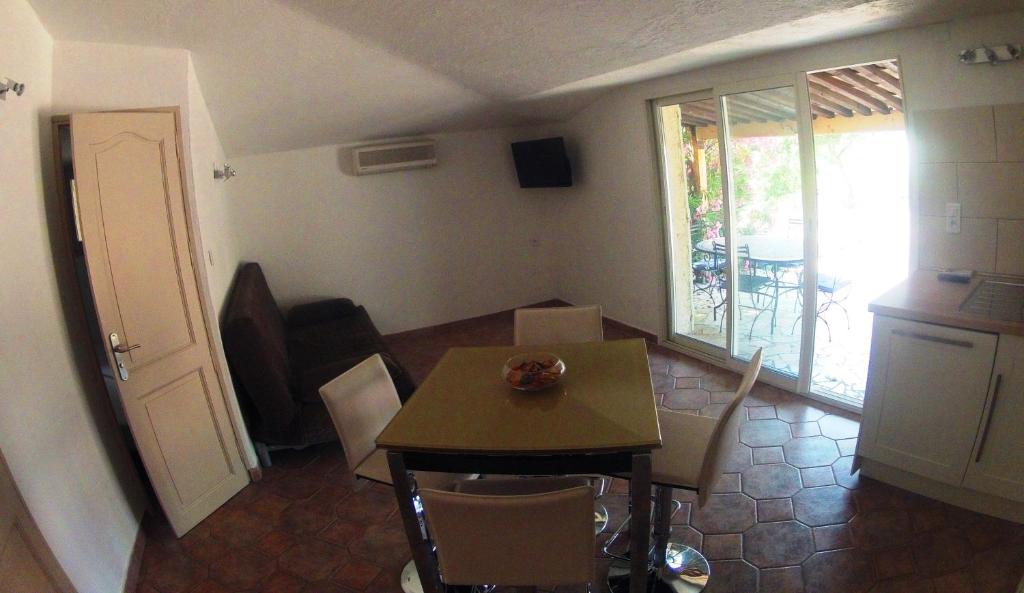 Residence La Beloutiere - 1ベッドルームのアパート