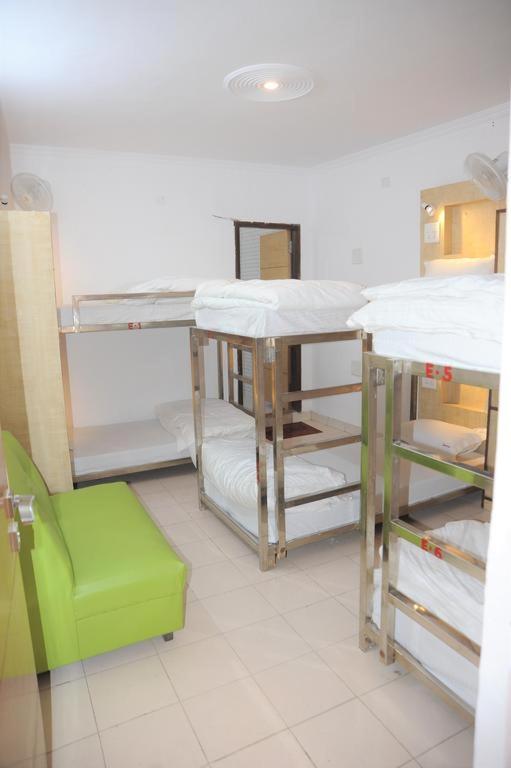 Postel nebo postele na pokoji v ubytování Hotel Delhi Fantastic near New Delhi Train Station