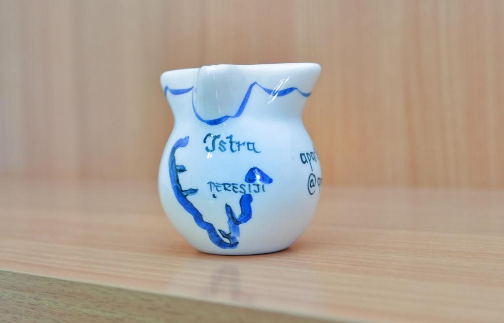 Zdjęcie z galerii obiektu Apartment Edo 1755 w mieście Peresiji