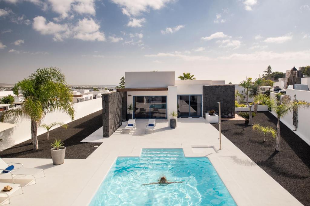 Villa Julia by Villalia