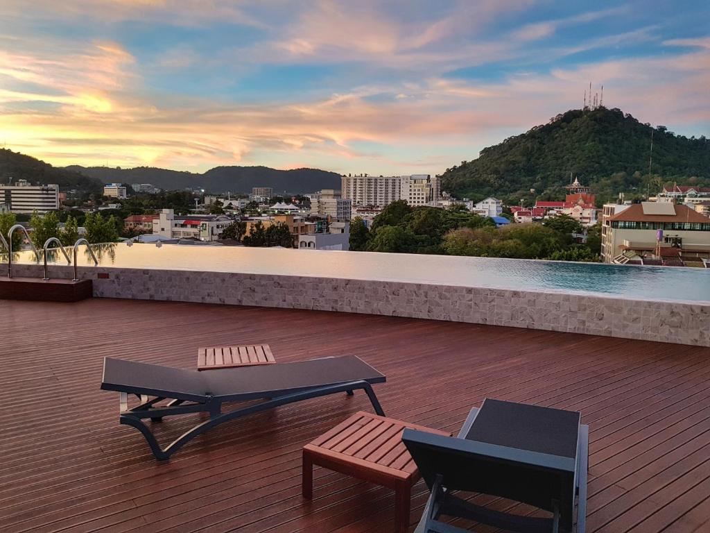 Uma vista geral da montanha ou uma vista da montanha a partir do hotel