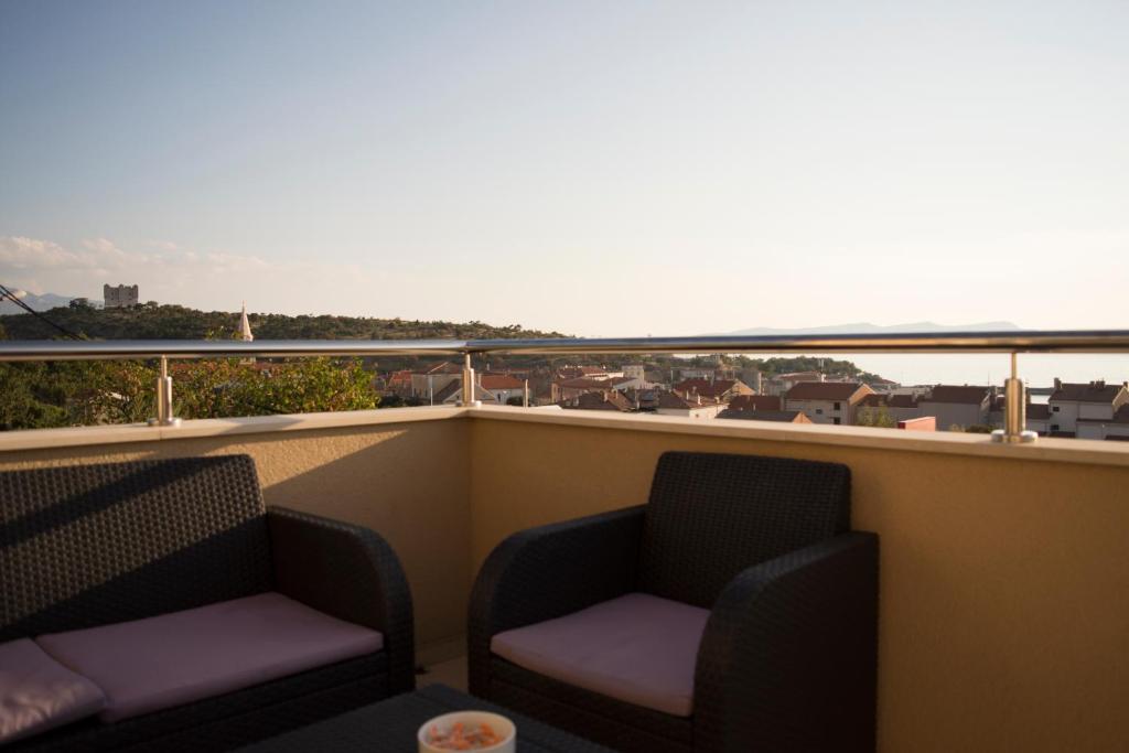 Apartments and Rooms Lux - 9