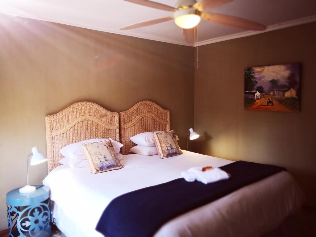 3 Brothers B&B - Twin Room - French Room