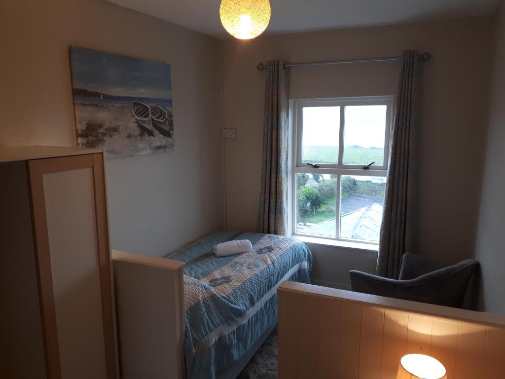 Eask View Dingle - Room Only - Single Room With Sea View