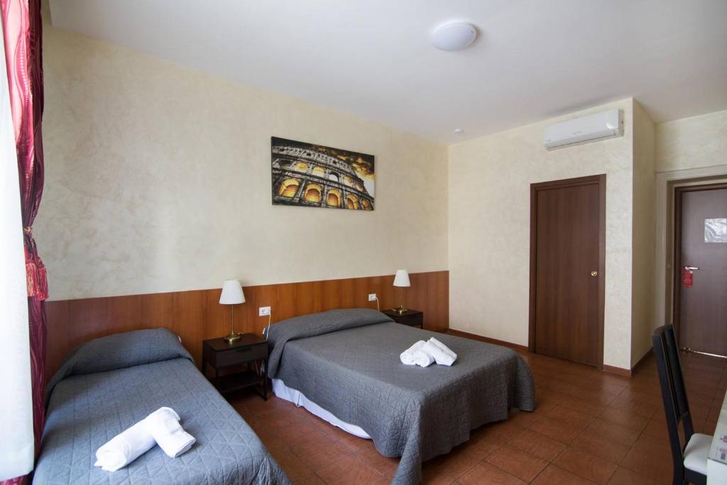 Roma Enrico Guesthouse