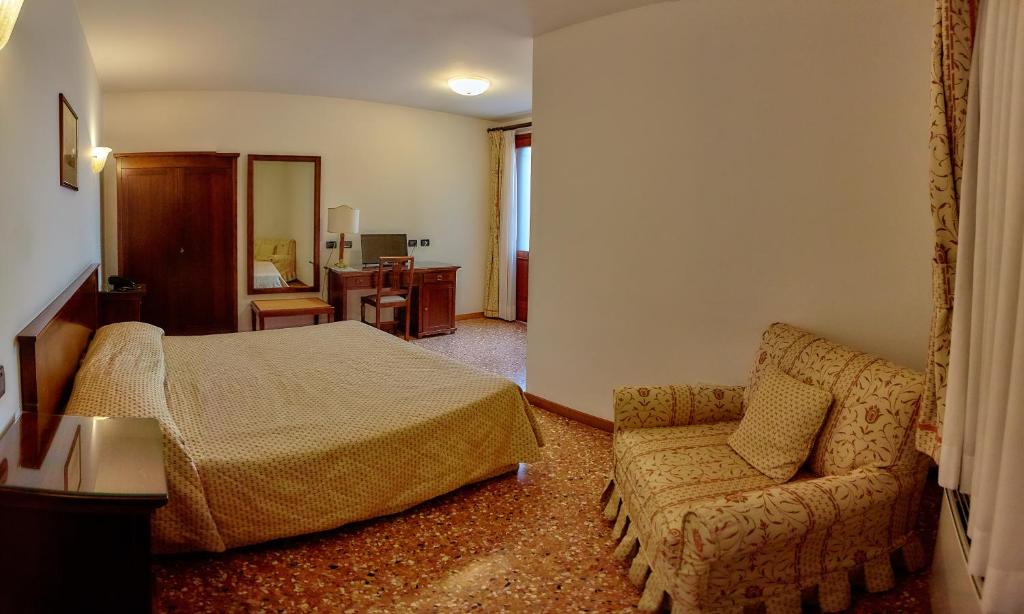 Hotel Riviera dei Dogi - Habitación Triple Clásica