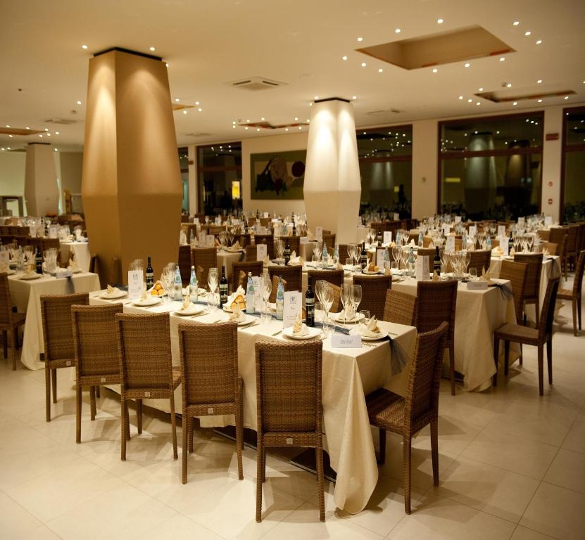 Restaurace v ubytování TH Lazise - Hotel Parchi Del Garda