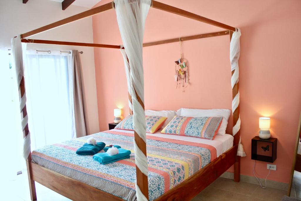 Postel nebo postele na pokoji v ubytování Surfside Mar Y Posa