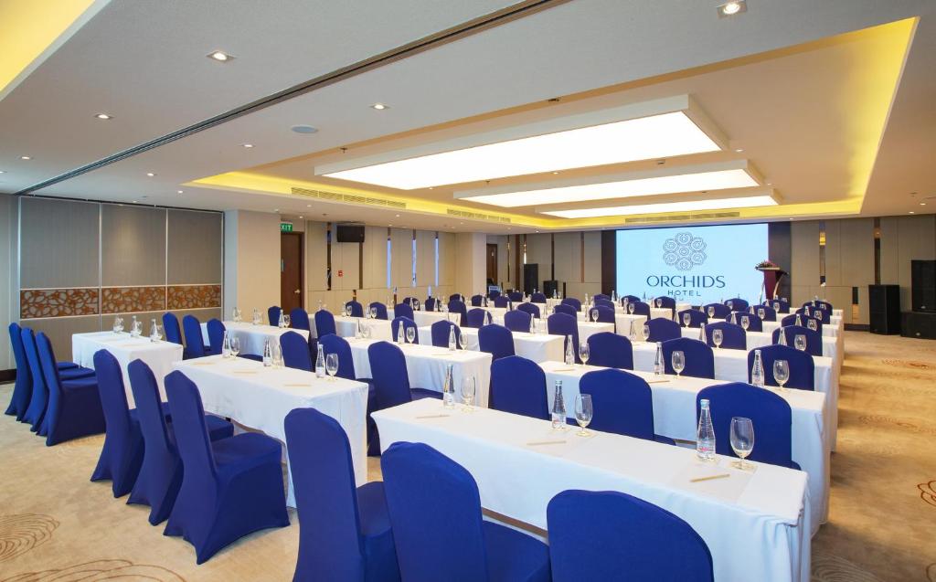 Orchids Saigon Hotelにあるビジネスエリアまたは会議室