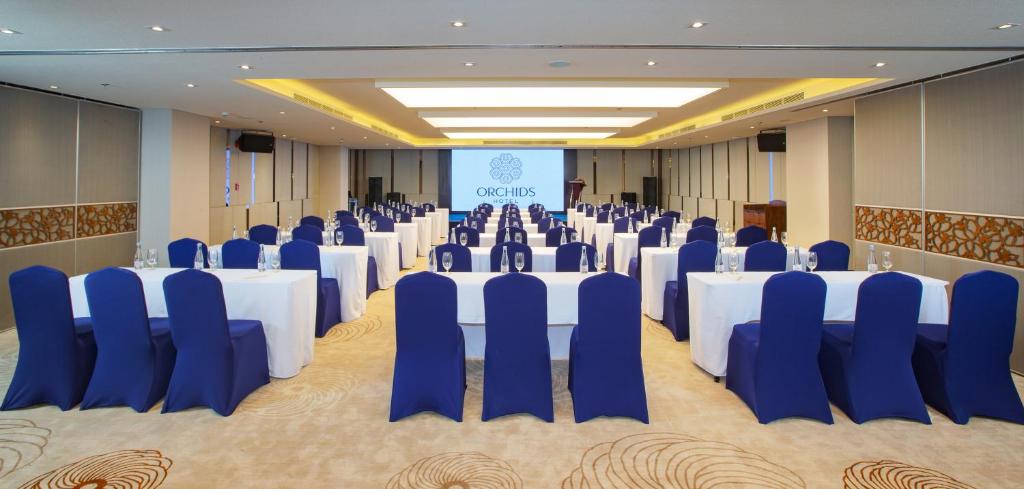 Orchids Saigon Hotelにあるビジネスエリアまたは会議室