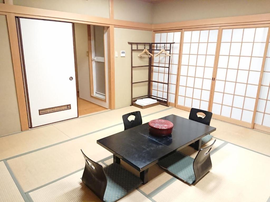 Posezení v ubytování Hotel Crown Hills Imabari