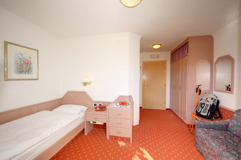 Hotel Dolomitenblick - Camera Singola Con Balcone