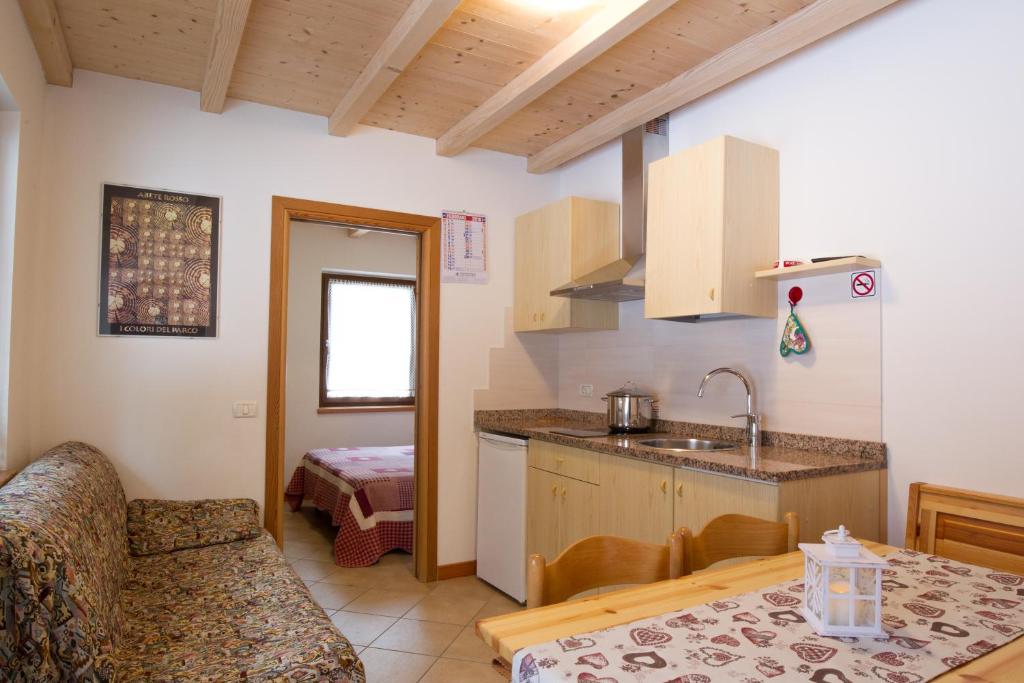 Kuchyň nebo kuchyňský kout v ubytování Camping Castelpietra