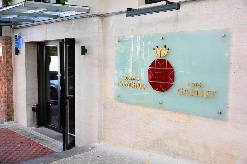 Certifikát, hodnocení, plakát nebo jiný dokument vystavený v ubytování Hotel Garnet Tbilisi