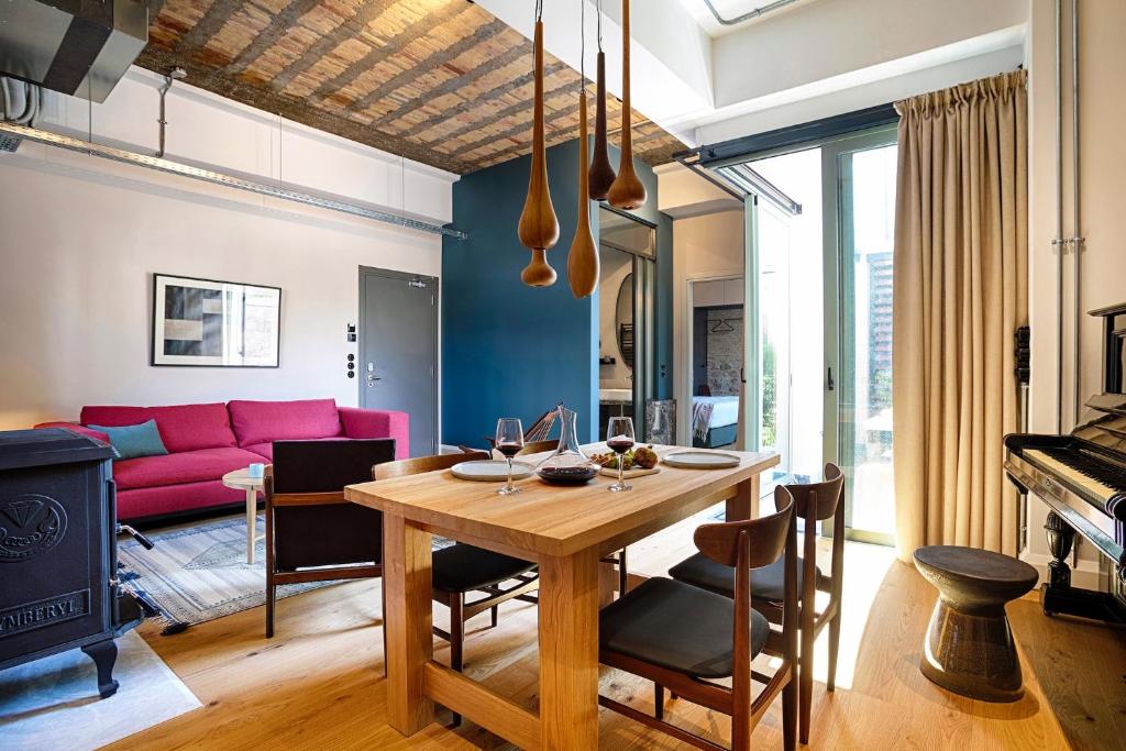 The Foundry Suites - 3