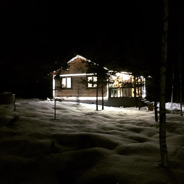 кубринское водохранилище русский двор. русский двор ширяйка официальный сайт. русский двор переславль. русский двор переславль. усадьба рыбацкая масленица.