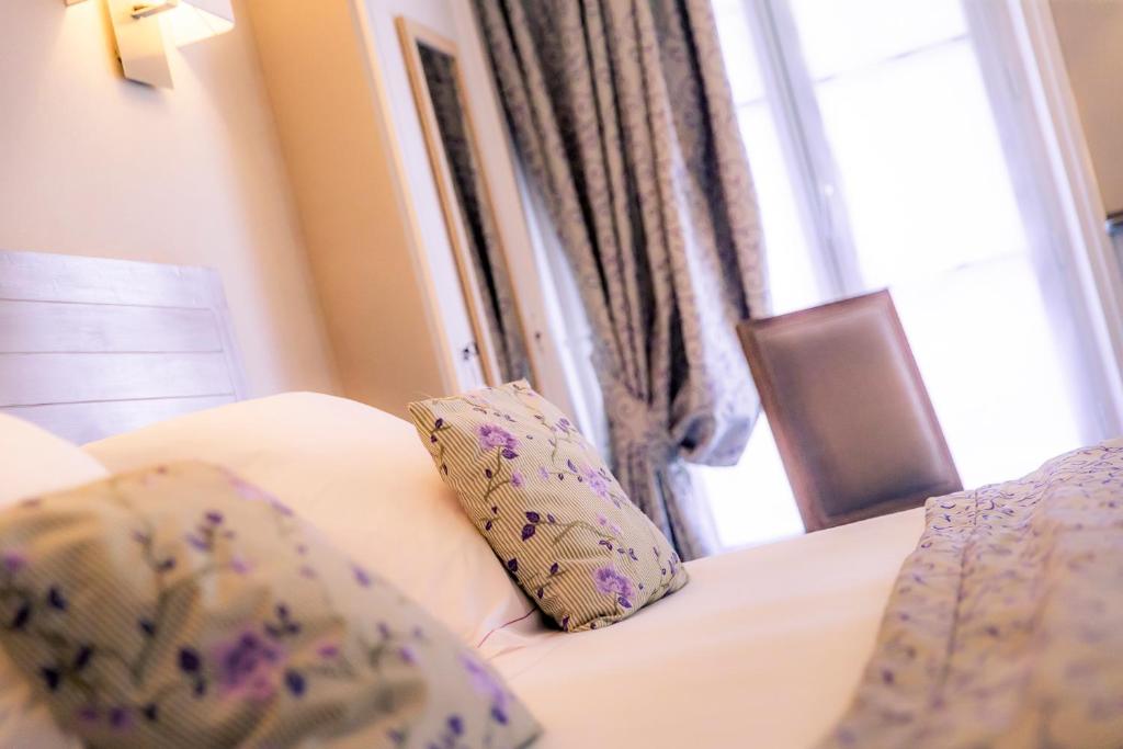 Hotel Le Lion D'Or et Restaurant La Table Du Lion - Error