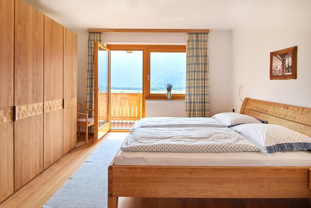 Postel nebo postele na pokoji v ubytování Haus Panoramablick