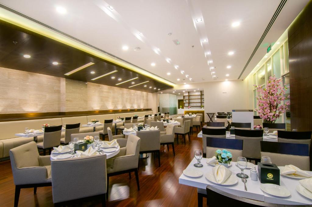 Posezení v ubytování Al Murooj Grand Hotel