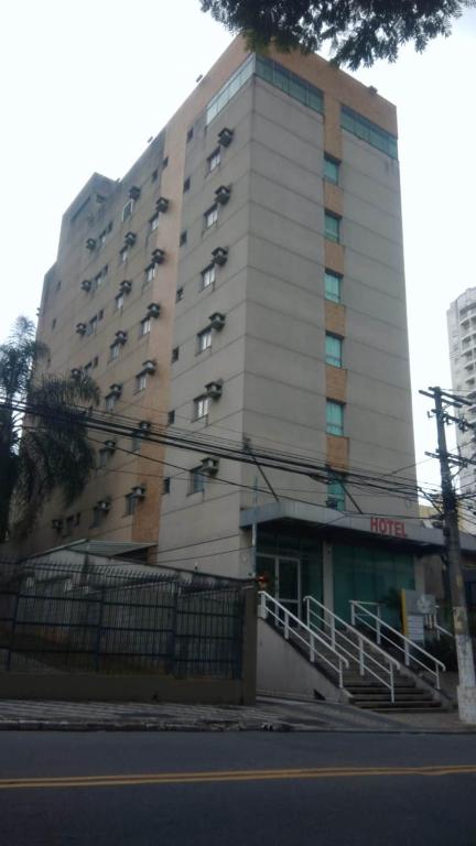  Hotel Luni