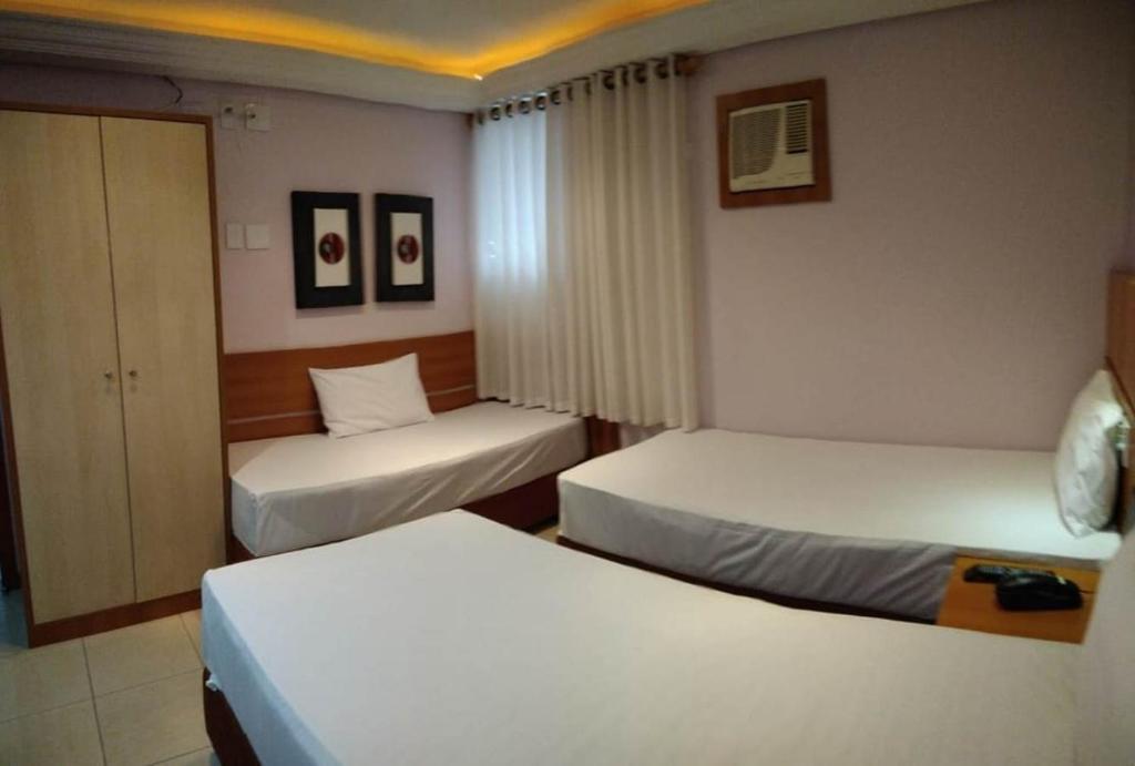  Hotel Luni