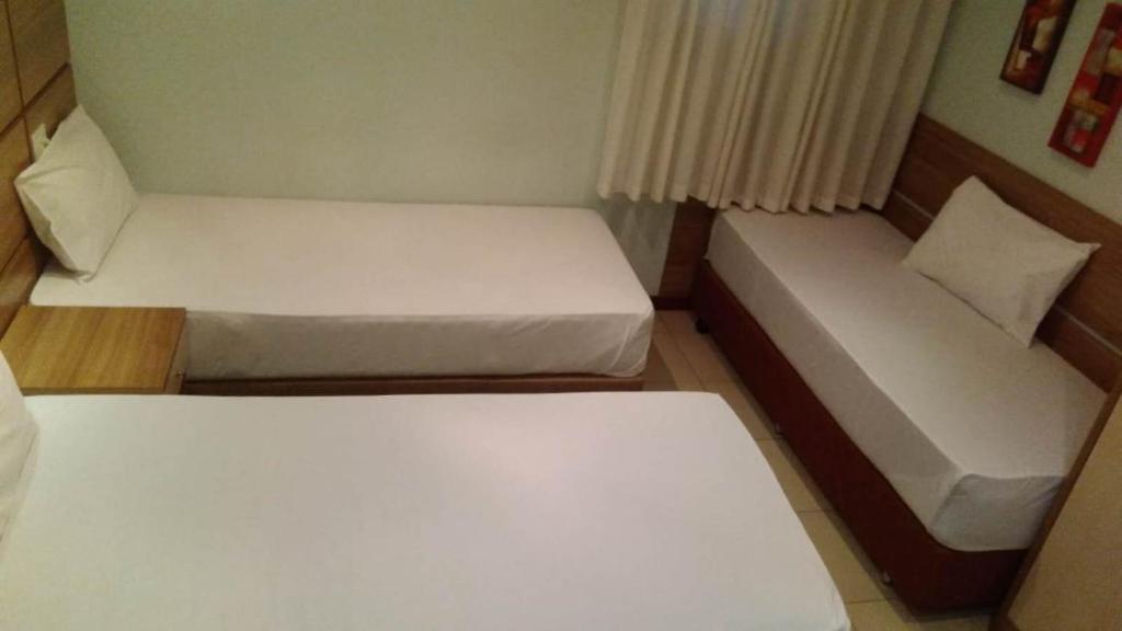  Hotel Luni