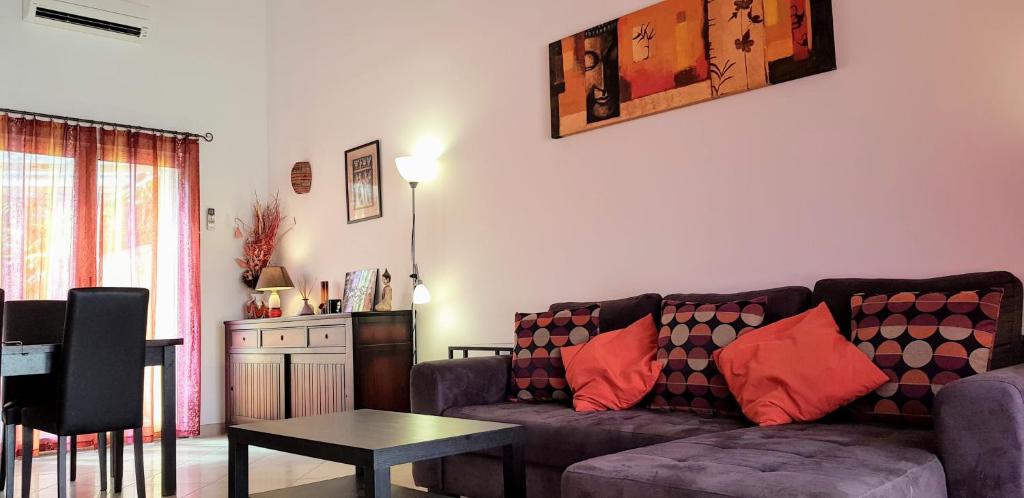 Χώρος καθιστικού στο Maison avec jardin au calme