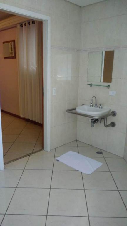  Hotel Luni