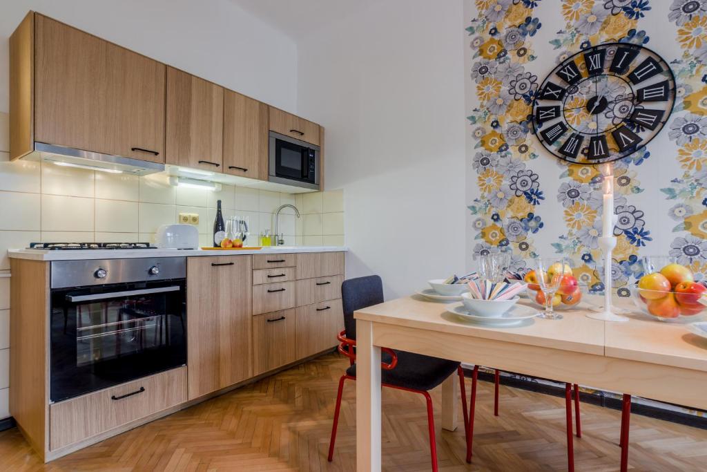 APT with sunny garden Prague by Michal&Friends - Two-Bedroom Apartment