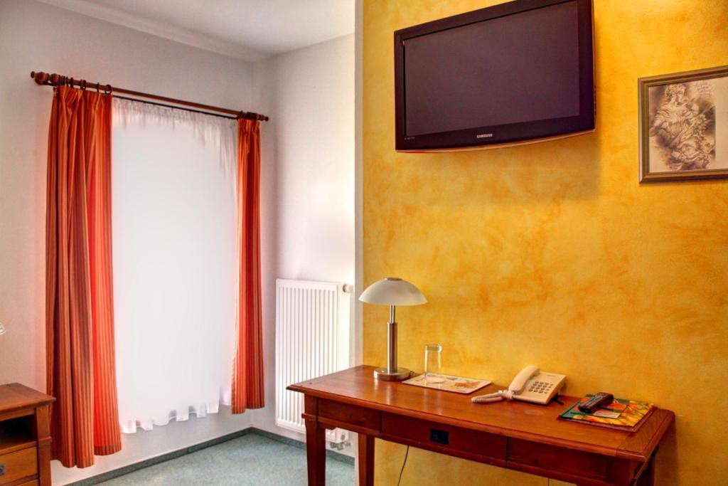 BIRDIE Pension & Wellness - Single Room