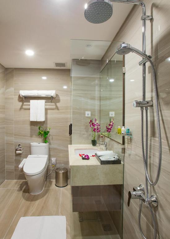 Orchids Saigon Hotelにあるバスルーム
