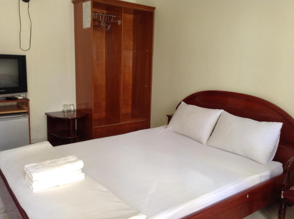 Hoai Pho Hotel - Superior Double Or Twin Room