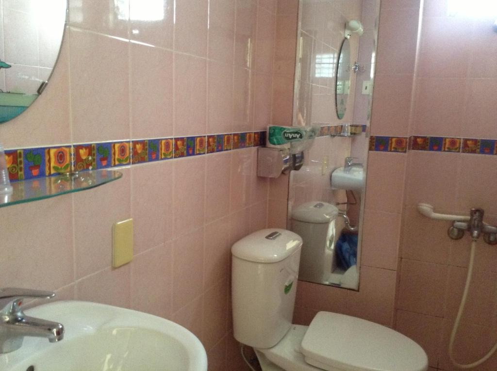 Hoai Pho Hotel - Standard Double Room